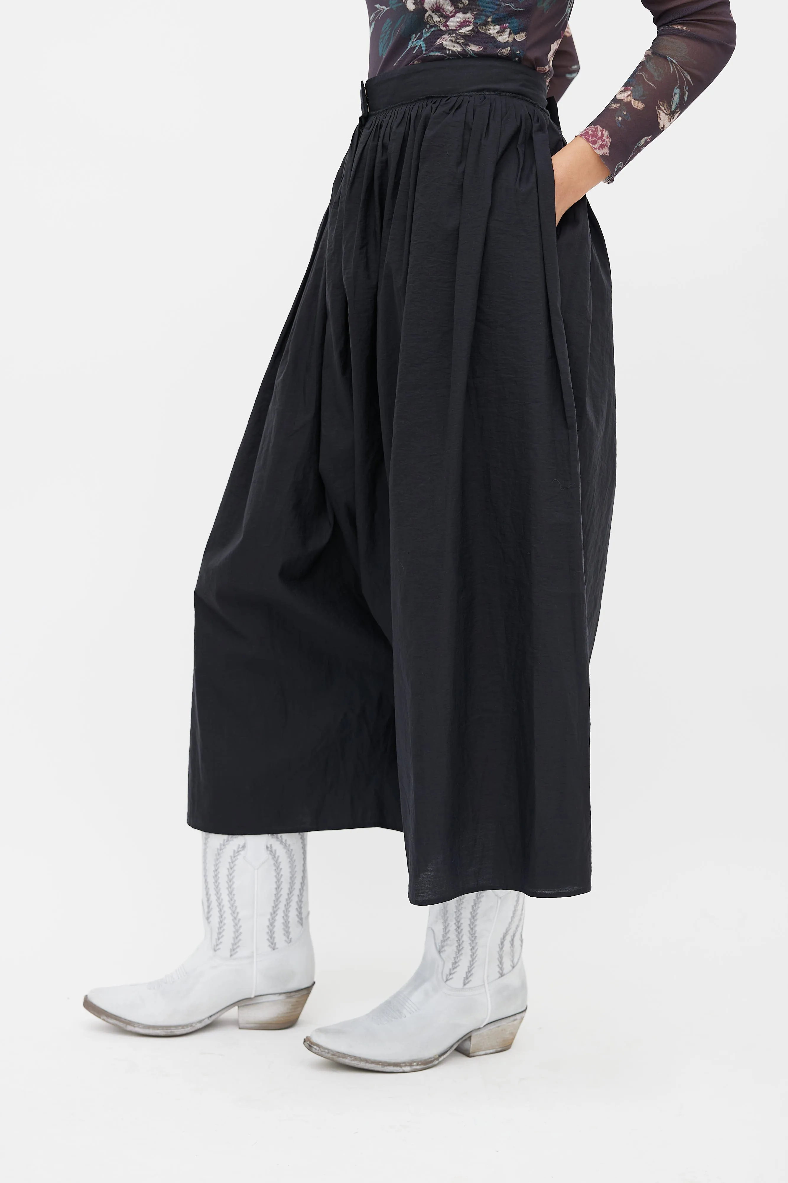 Black Oversized Drop Seat Crop Pant