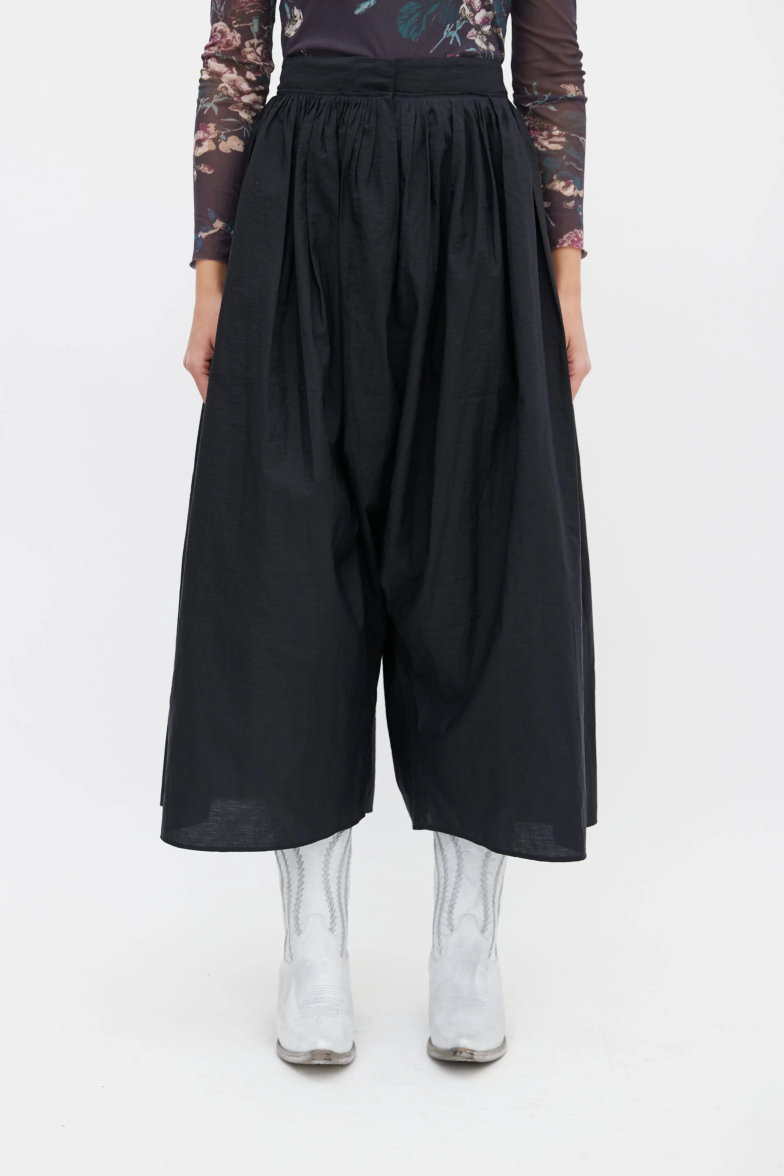 Black Oversized Drop Seat Crop Pant